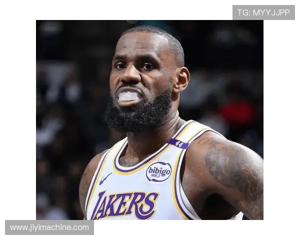 詹姆斯带领湖人逆转胜勇士 获得新赛季首场胜利并刷新多项个人纪录